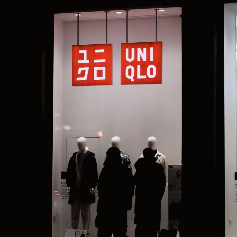 衣服不用一件件掃！UNIQLO自助結帳「丟進去全知道」，背後黑科技曝光
