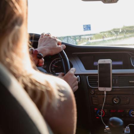 買60萬車像要他的命？年薪百萬尪拒買車酸「傻子才買」，人妻委屈喊心累