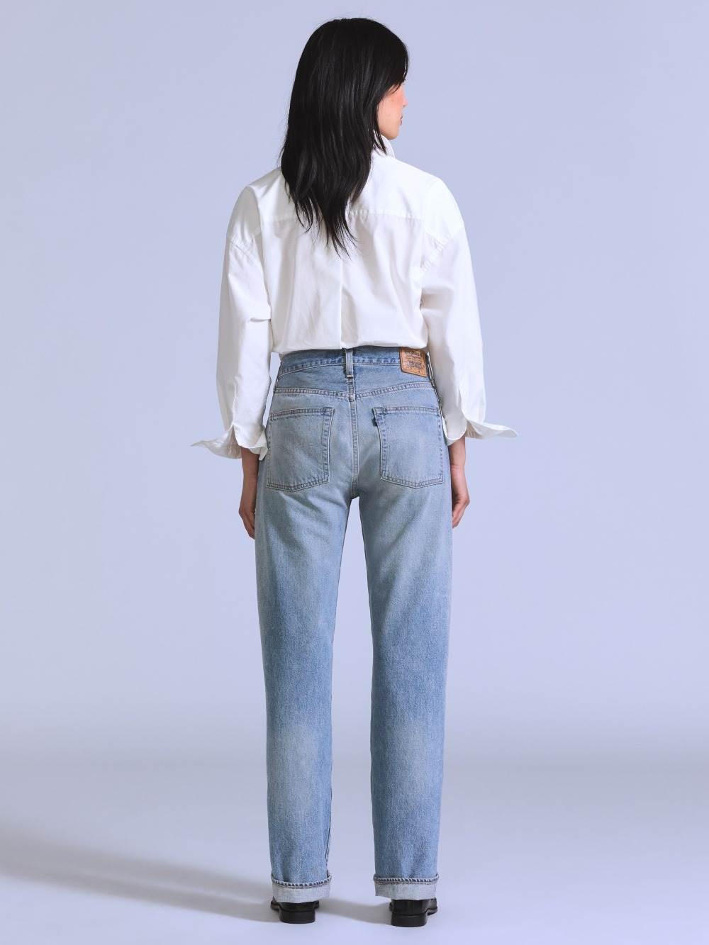 Levi’s BLUETAB™ 70’s 501® 高腰直筒牛仔褲，NT$7,990
圖片來源：Levi’s