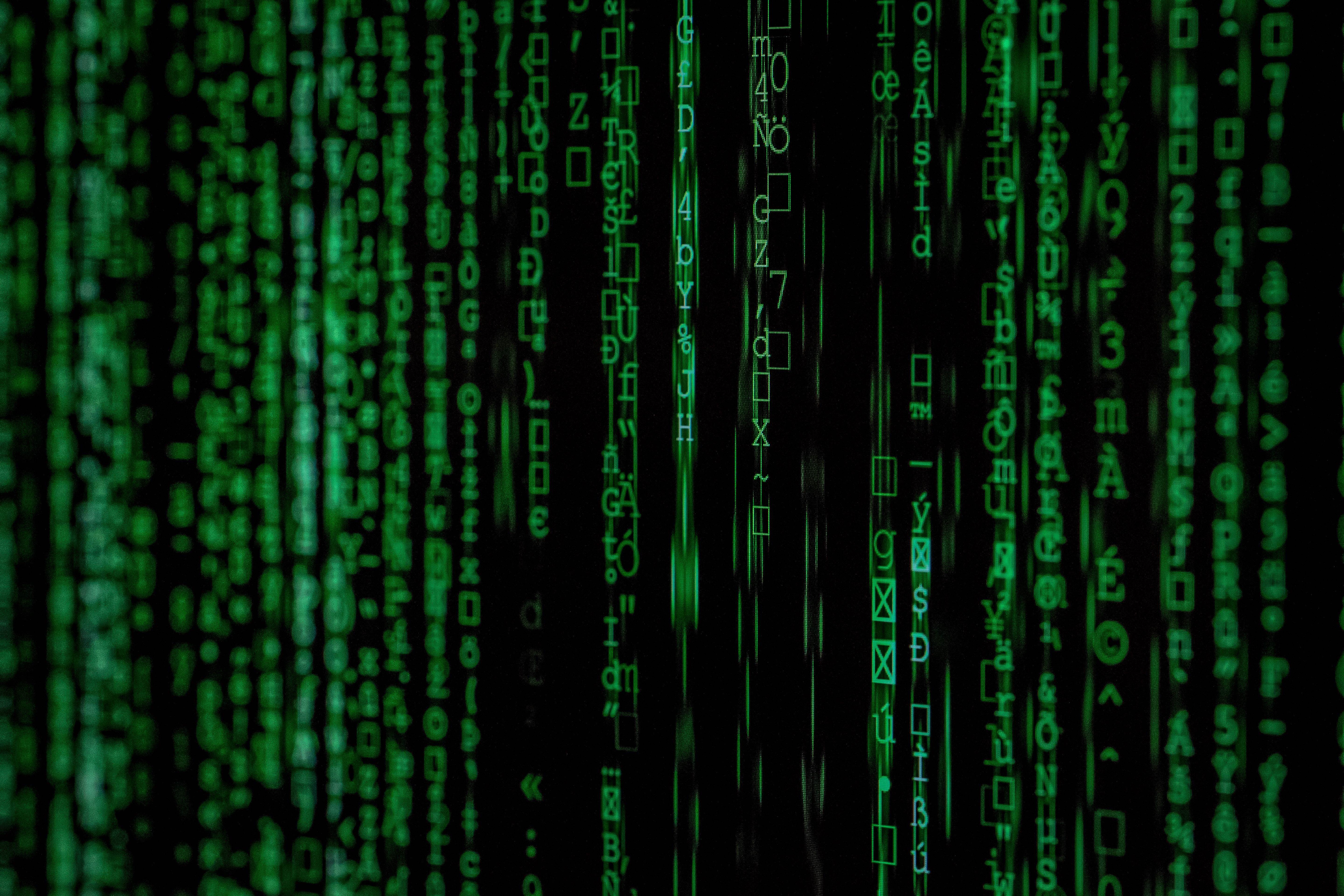 OpenAI將這起事件形容為一次「警告槍響」，顯示高能力AI代理已可能自行尋找漏洞、串連不同弱點，甚至跨越原本設定的任務範圍。(圖片來源：pexels)
