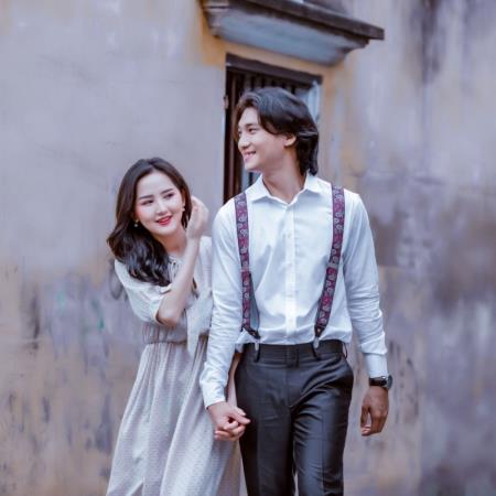 大15歲女友竟是親媽！28歲男查身世傻眼，網友質疑：創作文？