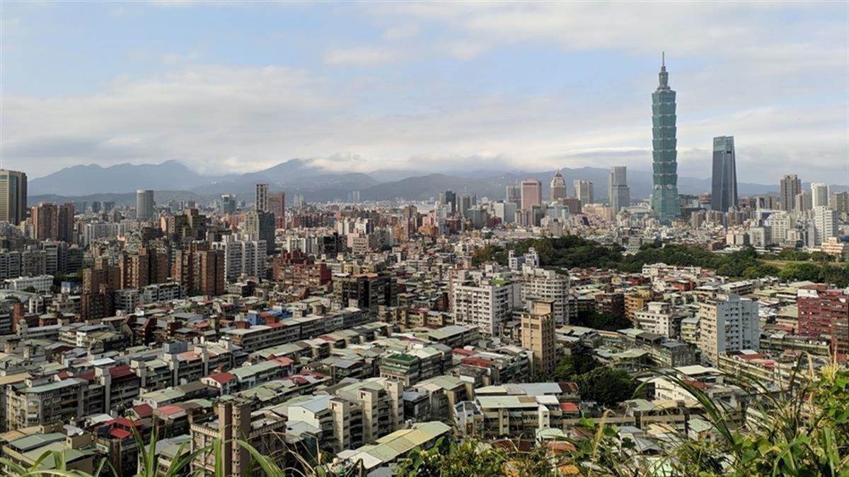信義線東延段正式通車，淡水信義線延伸至廣慈／奉天宮站，福德街、林口街周邊正式進入捷運生活圈 。（圖／東森新聞）