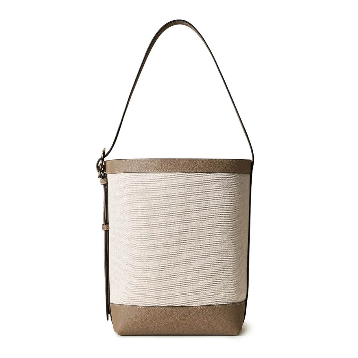 BONAVENTURA Mina Open Bucket Bag Canvas，NT$40,274
圖片來源：BONAVENTURA