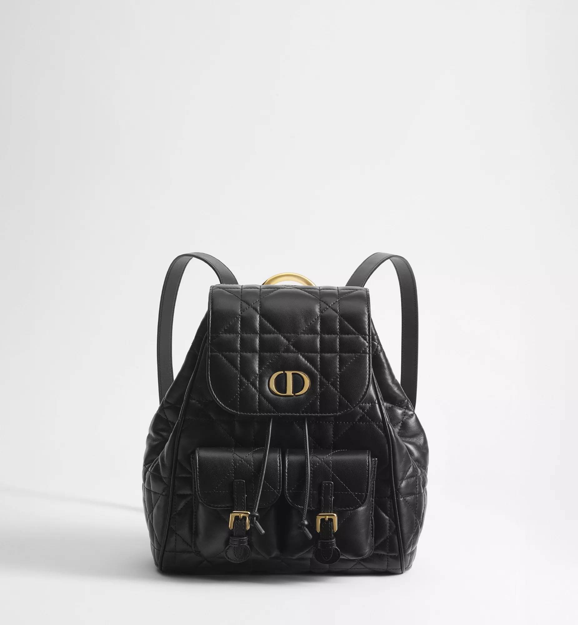 DIOR Caro中型後背包。NT$135,000
圖片來源：DIOR