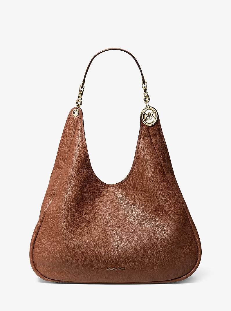 Michael Kors Ellie Large Pebbled Leather Shoulder Bag，NT$20,460
圖片來源：Michael Kors