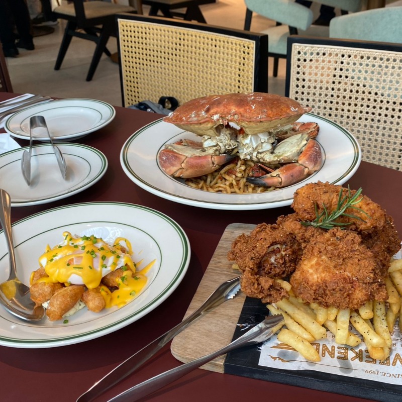 秋蟹季來了！11大品牌秋蟹料理大集合，軟殼蟹豬排、紅蟳到蟹Buffet都有｜造咖情報站