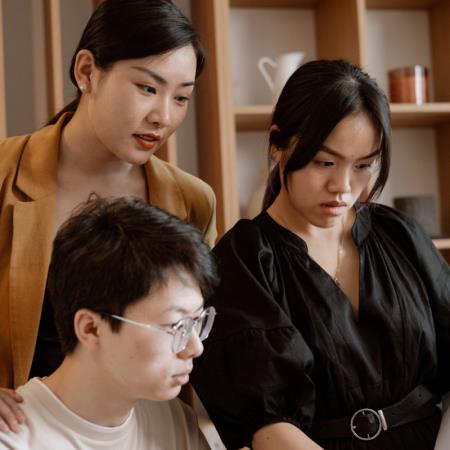 「同事超好，但薪水超爛」該留嗎？他捨不得離職，過來人吐真相