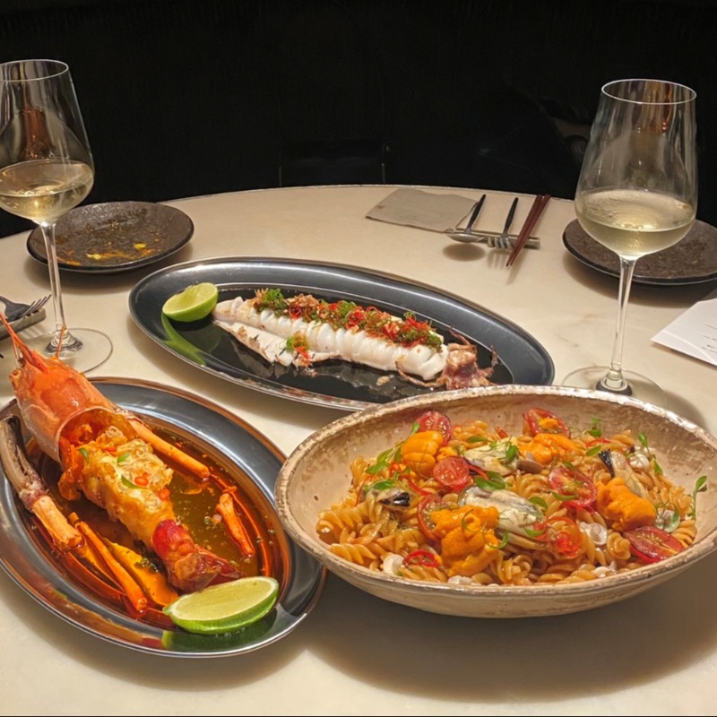異國料理不只吃道地！「4間餐廳」把台灣食材玩進新菜，泰式、地中海到哥倫比亞都有｜造咖情報站