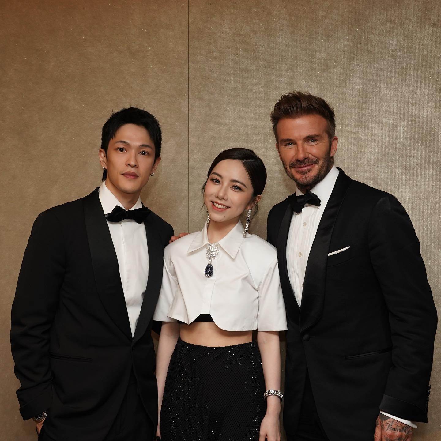 Mark和鄧紫棋一起與大衛貝克漢同框。圖片來源：IG@gem0816、markjoonjie