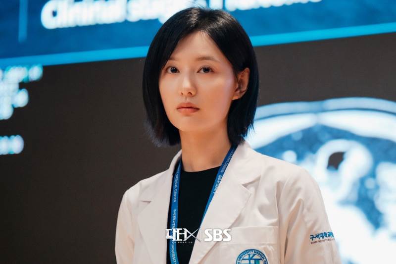 圖片來源：닥터X: 하얀 마피아의 시대