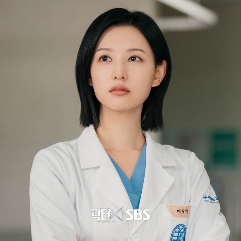 圖片來源：닥터X: 하얀 마피아의 시대