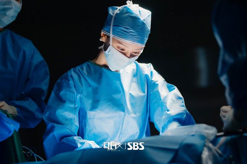 圖片來源：닥터X: 하얀 마피아의 시대