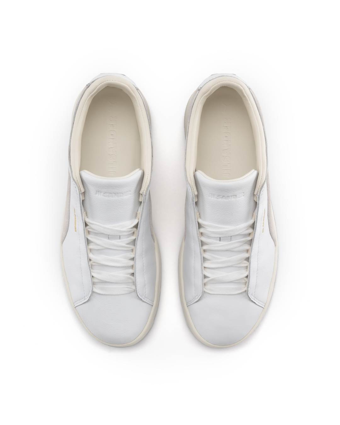 JIL SANDER x PUMA Speedcat鞋款，NT$17,780
圖片來源：JIL SANDER