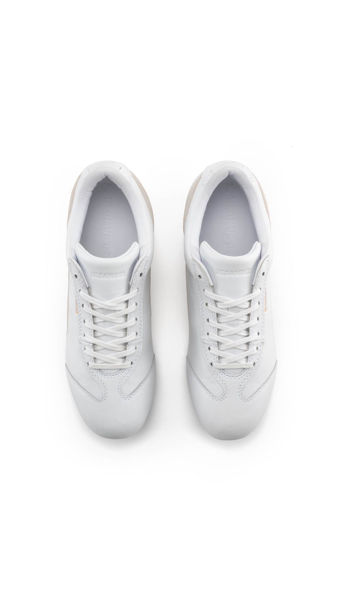 JIL SANDER x PUMA Suede鞋款，NT$17,780
圖片來源：JIL SANDER