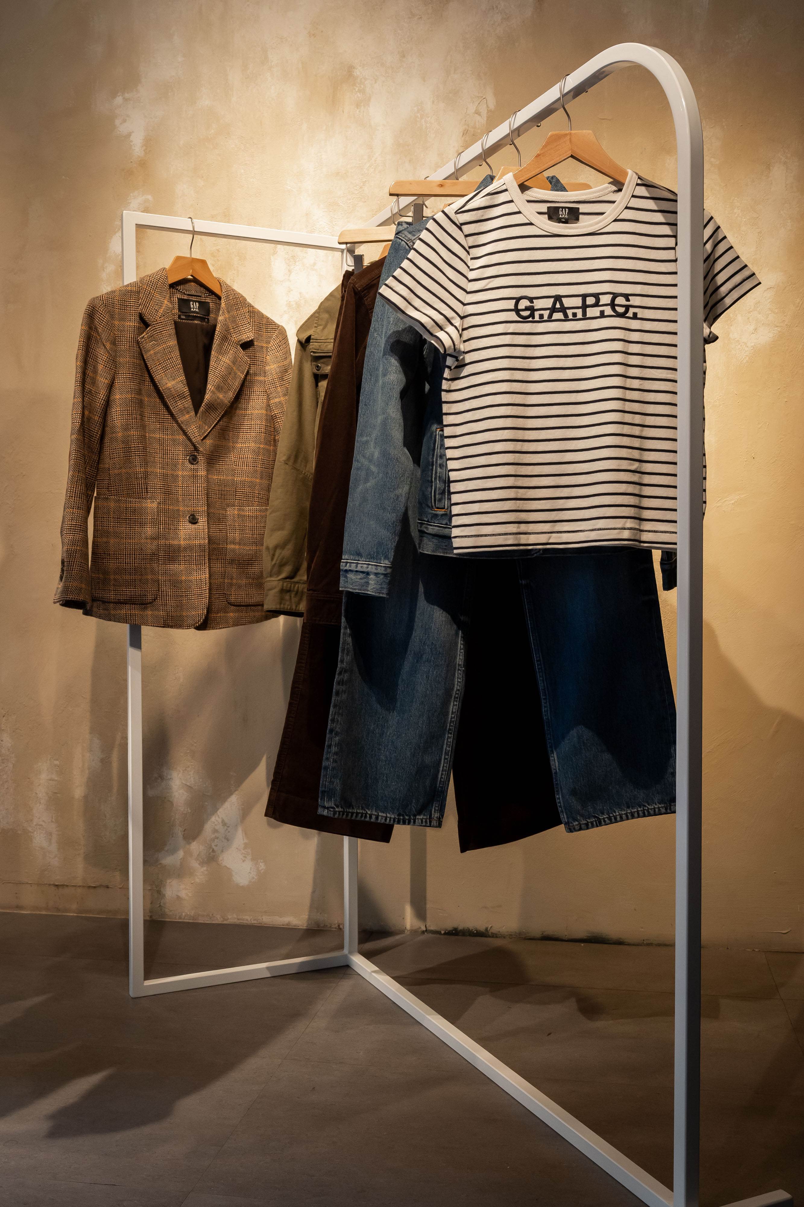 GAP x A.P.C.兩者的合作正好為經典日常服裝帶來新的平衡
圖片來源：Gap