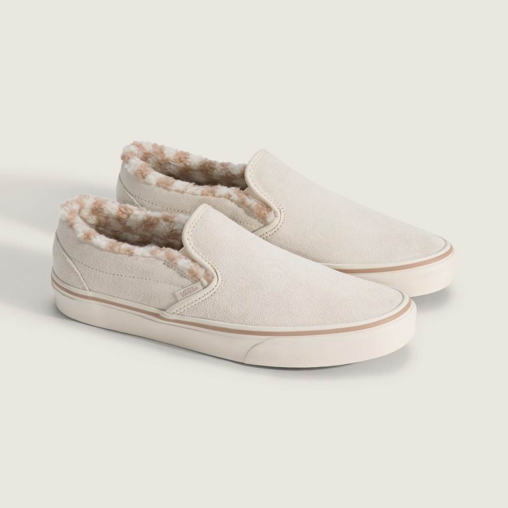Classic Slip-On 米白色滑板鞋，NT$2,080
圖片來源：Vans