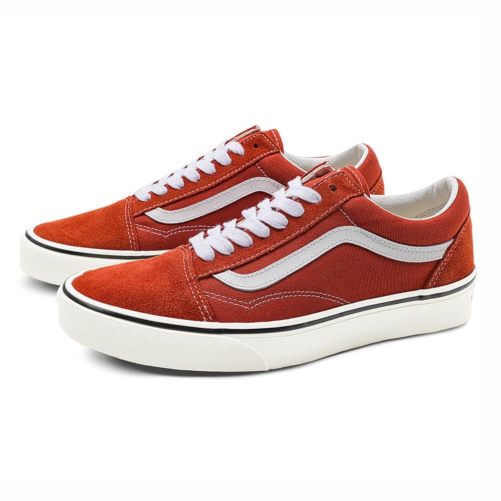 Authentic 橘棕色滑板鞋，NT$1,880
圖片來源：Vans