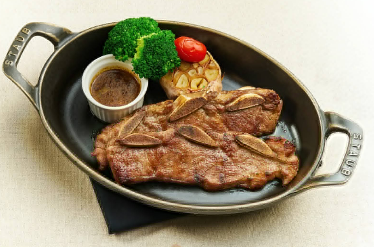 圖片來源：À POINT STEAK & BAR艾朋牛排餐酒館