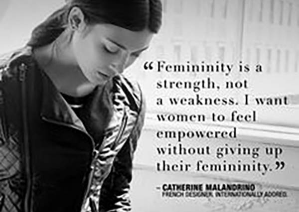 想讓男人心甘情願留在自己身邊，請用女人味當基底，用變化當調味