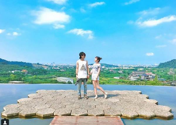 不用曬黑也能當海灘女孩！全台4大神美「無敵海景咖啡店」，美好的夏天就是要看海放空發呆一整天啊！