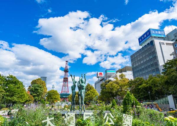 不是只能滑雪吃海鮮！札幌「必朝聖景點」TOP 7，超美360度夜景絕對要跟閃光去浪漫一波♡