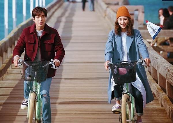 最浪漫的不是「我愛你」，而是「我陪你」！那些被現實打敗的遠距離愛戀