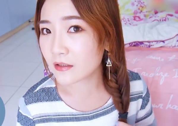 綁包頭不怕被說像師姐！4款編髮造型懶人包一次大放送，做造型自己來就可以！